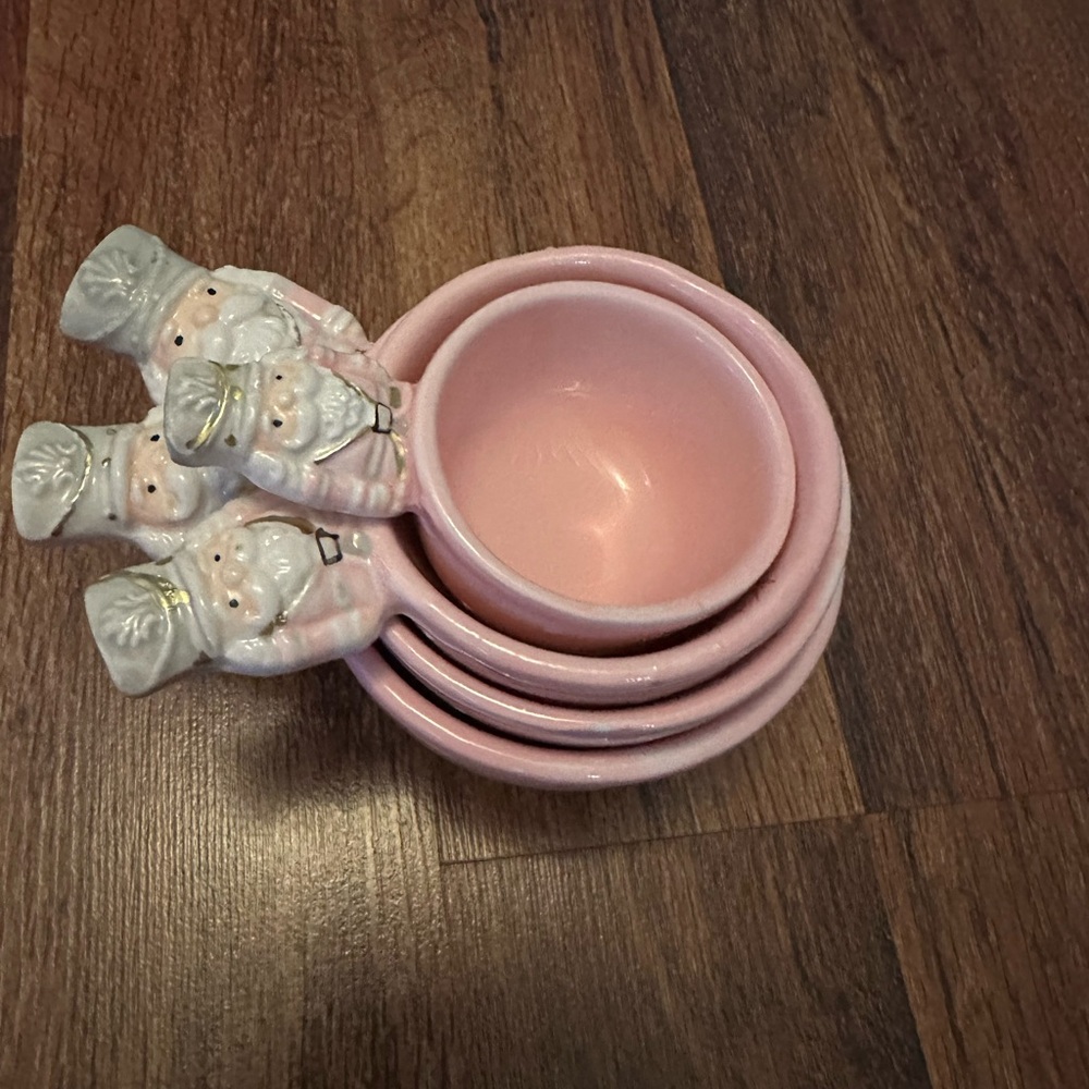 Pink Santa Measuring Cups